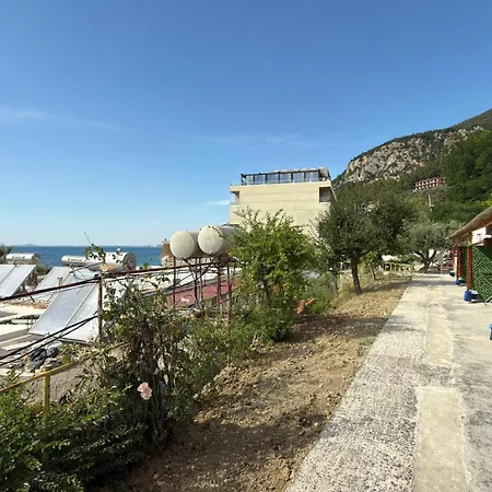 Fredi Seaview * Vlorë
